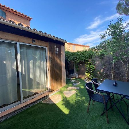 Agreable Studio Proche Sttropez Piscine Et Tennis Gassin Exterior foto